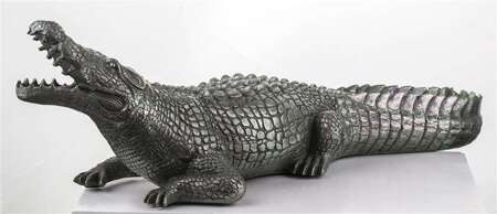 Figurka Krokodyl srebrny H: 19 cm 